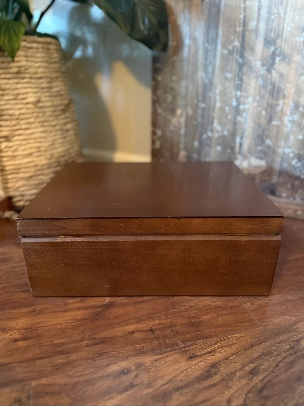 Vintage International Silver Co Large Silverware Chest Mahogany Veneer 14x11x5
